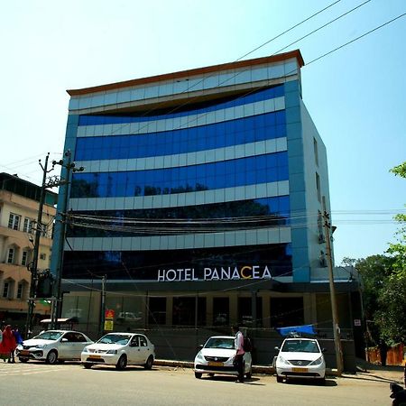 Hotel Panacea Ventures Kollam Esterno foto