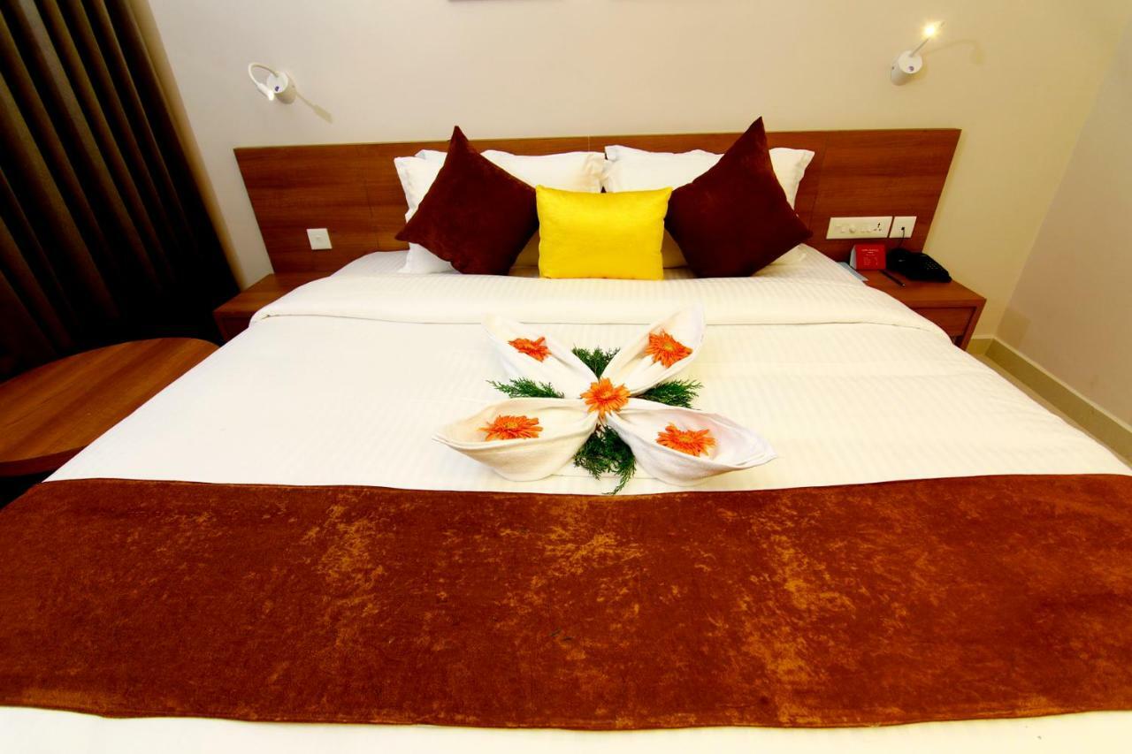 Hotel Panacea Ventures Kollam Esterno foto